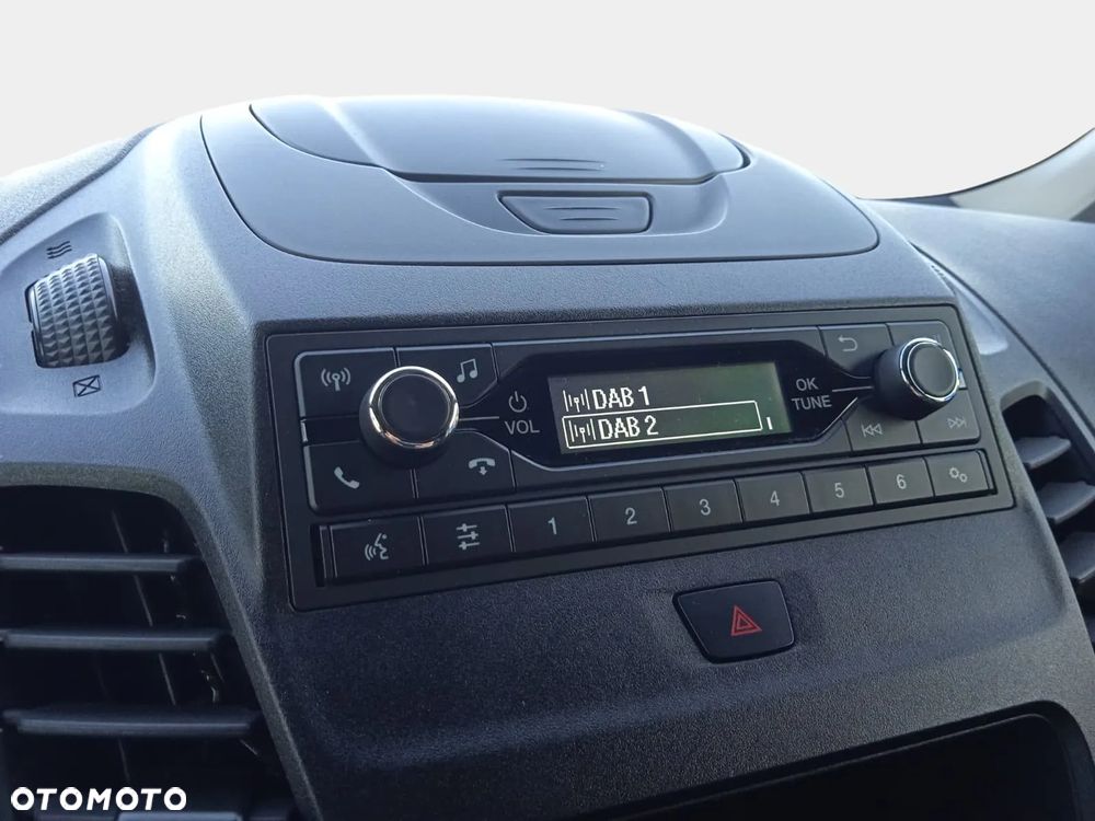 Ford Transit Connect - 22
