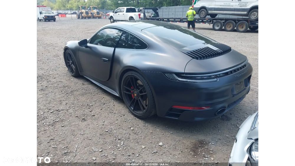 Porsche 911 Carrera 4 GTS PDK - 5