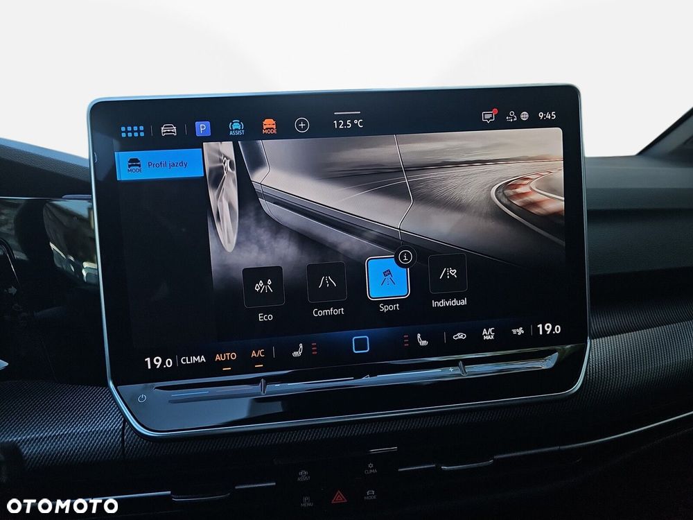 Volkswagen Golf - 36