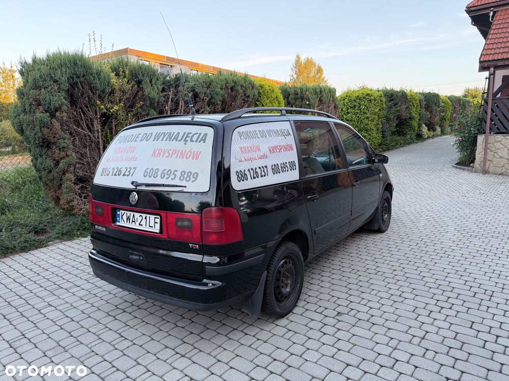 Volkswagen Sharan 1.9 TDI Highline - 6