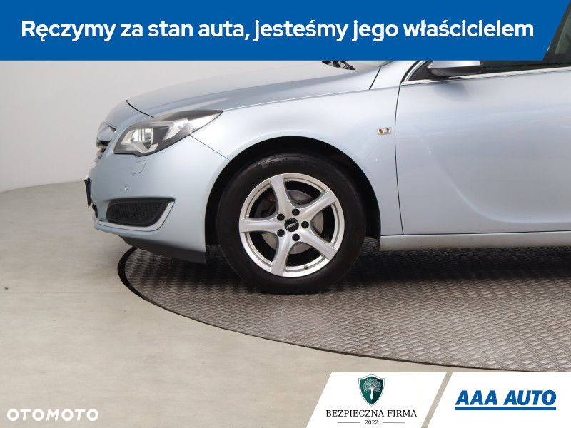 Opel Insignia - 16