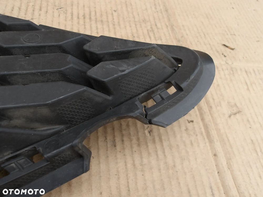 KRATKA ZDERZAKA PRAWA HYUNDAI I30 III N 86564-S0500 86568-S0500 - 6