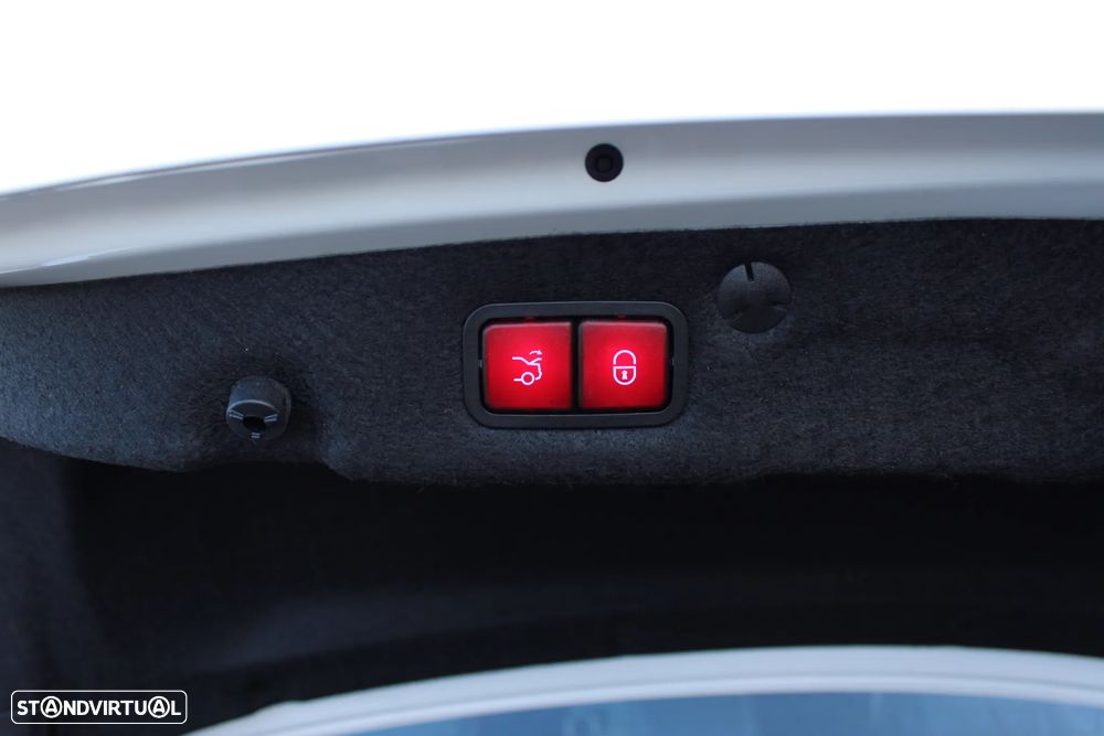 Mercedes-Benz C 300 4Matic 9G-TRONIC AMG Line Advanced - 55