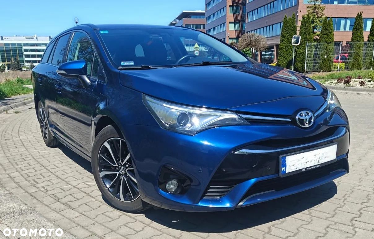 Toyota Avensis 2.0 D-4D Prestige - 1