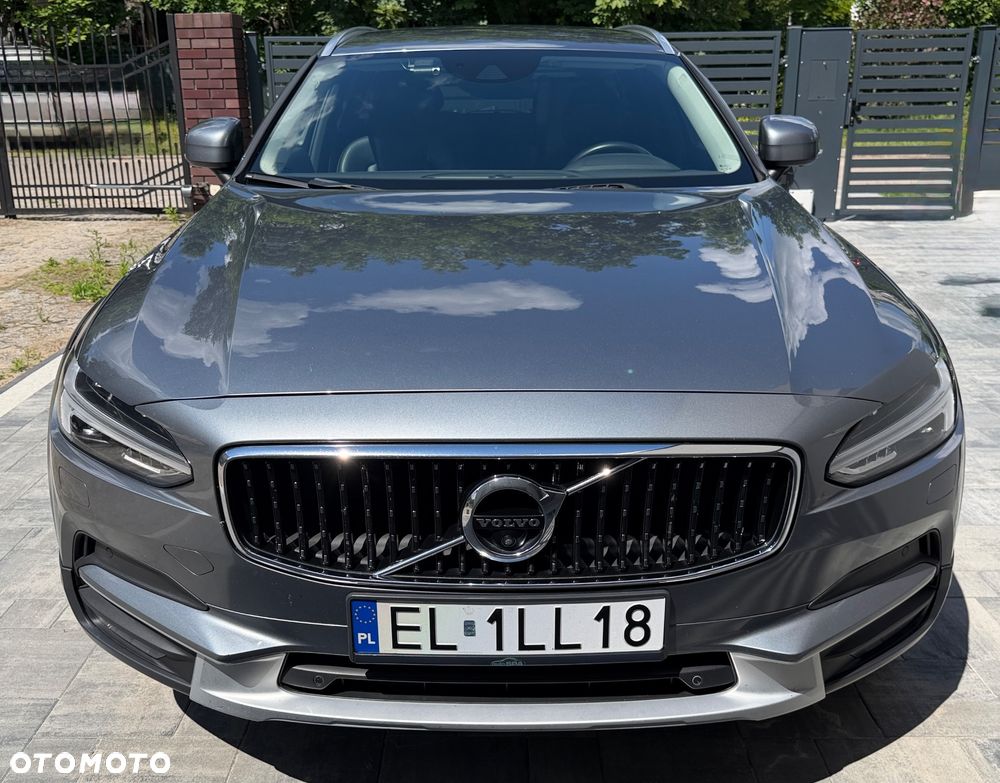 Volvo V90 D5 AWD Momentum - 2