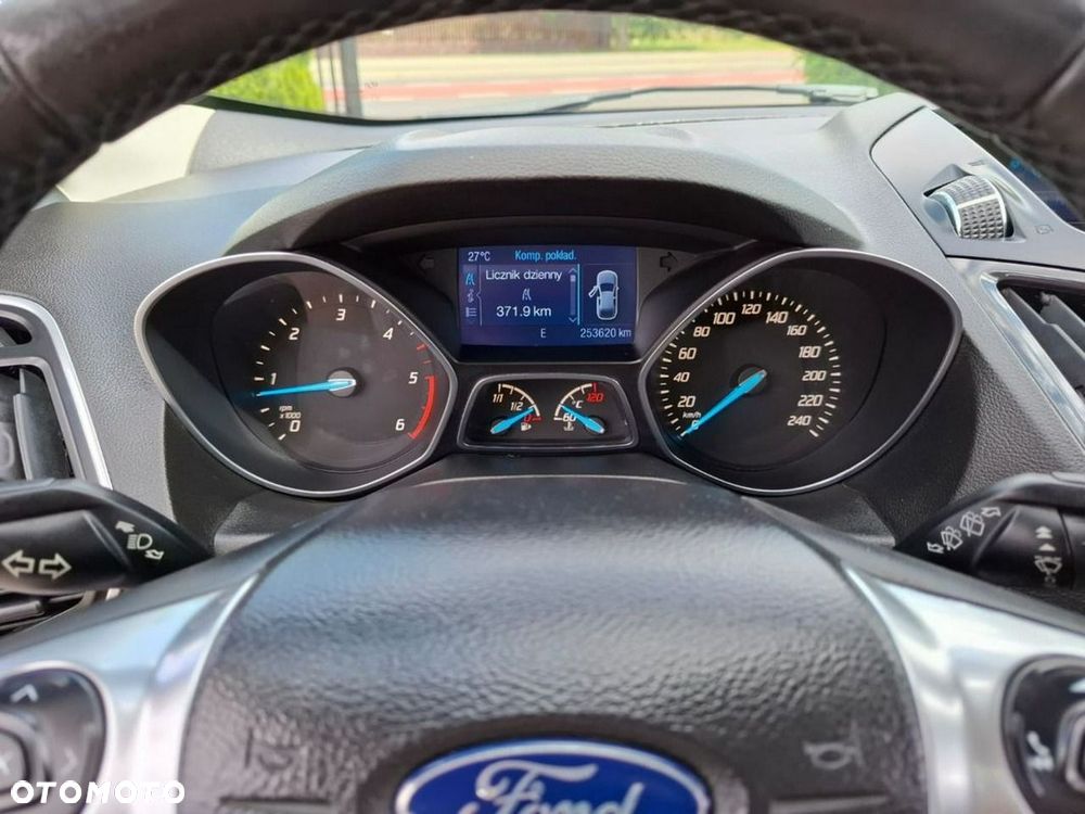 Ford Kuga 2.0 TDCi 4WD Titanium - 22