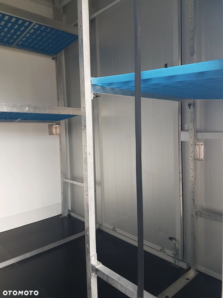 Iveco DAILY KONTENER NISKOPODŁOGOWY 4,43x2,23x2,42 SKLEP FOODTRUCK BAR KLIMA KONIOWÓZ KAMPER - 32