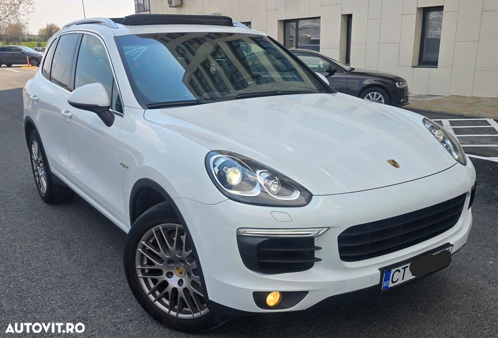 Porsche Cayenne - 2