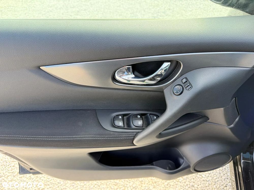 Nissan Qashqai 1.2 DIG-T Tekna Xtronic EU6 - 20