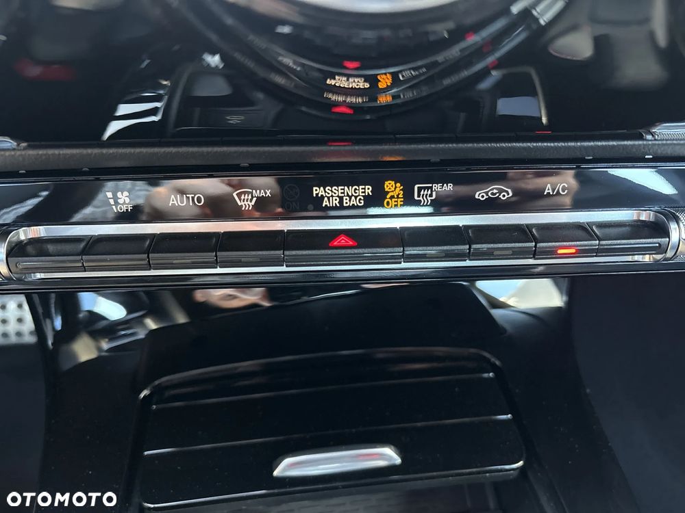 Mercedes-Benz CLA 200 mHEV 7G-DCT - 31