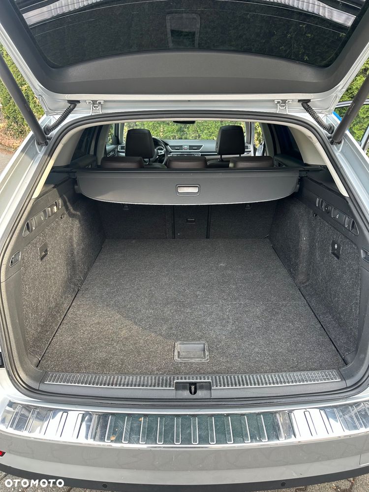 Skoda Superb 2.0 TDI DSG L&K - 12