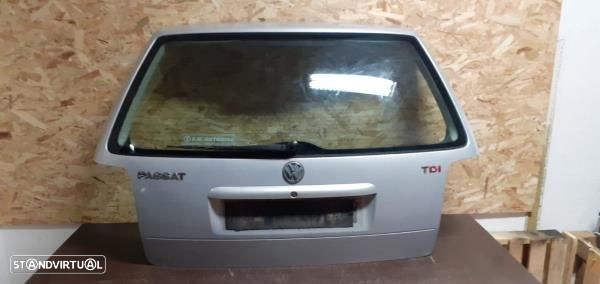Tampa Da Mala Volkswagen Passat Variant (3B5)