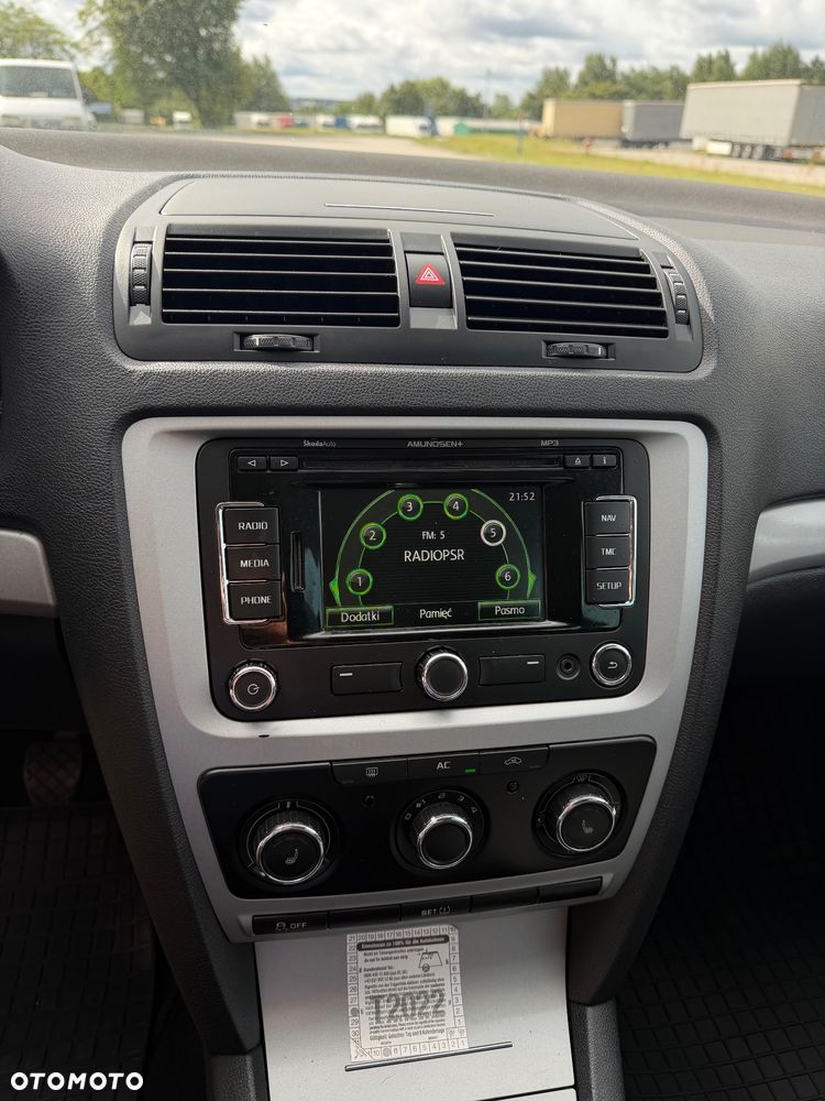 Skoda Octavia 2.0 TDI Ambiente - 6
