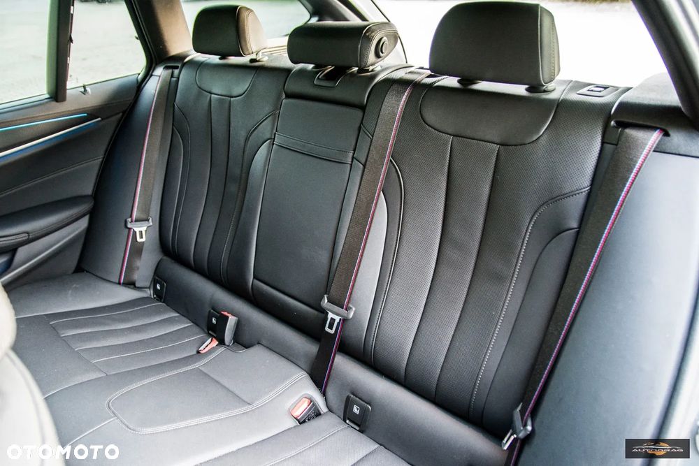 BMW Seria 5 - 36