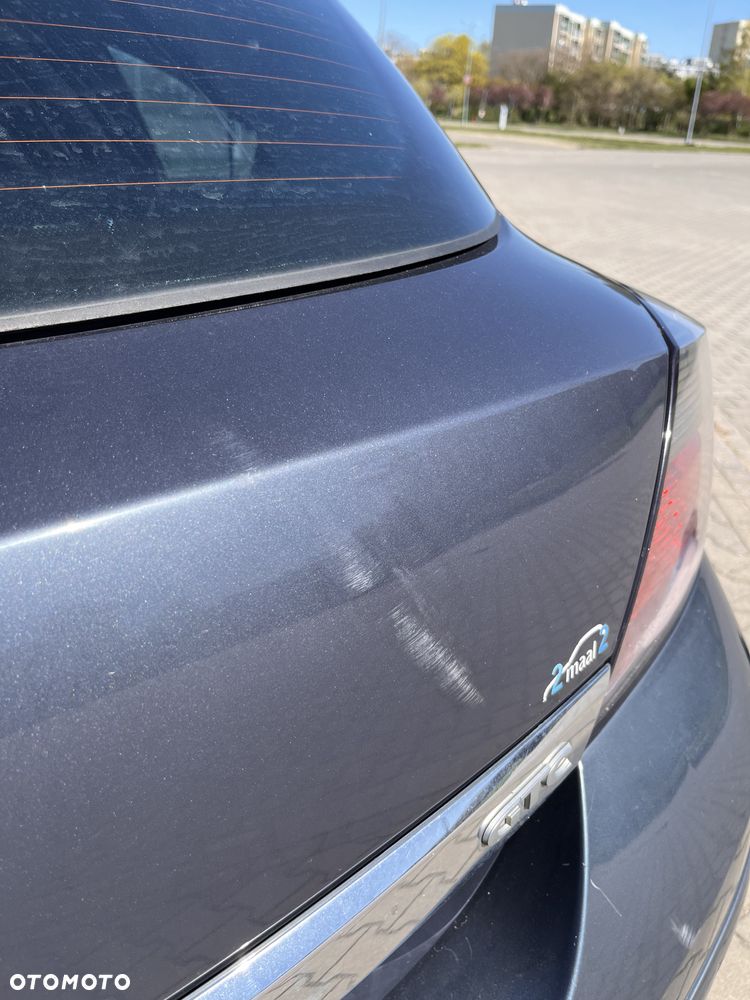 Opel Astra 1.6 Sport - 24