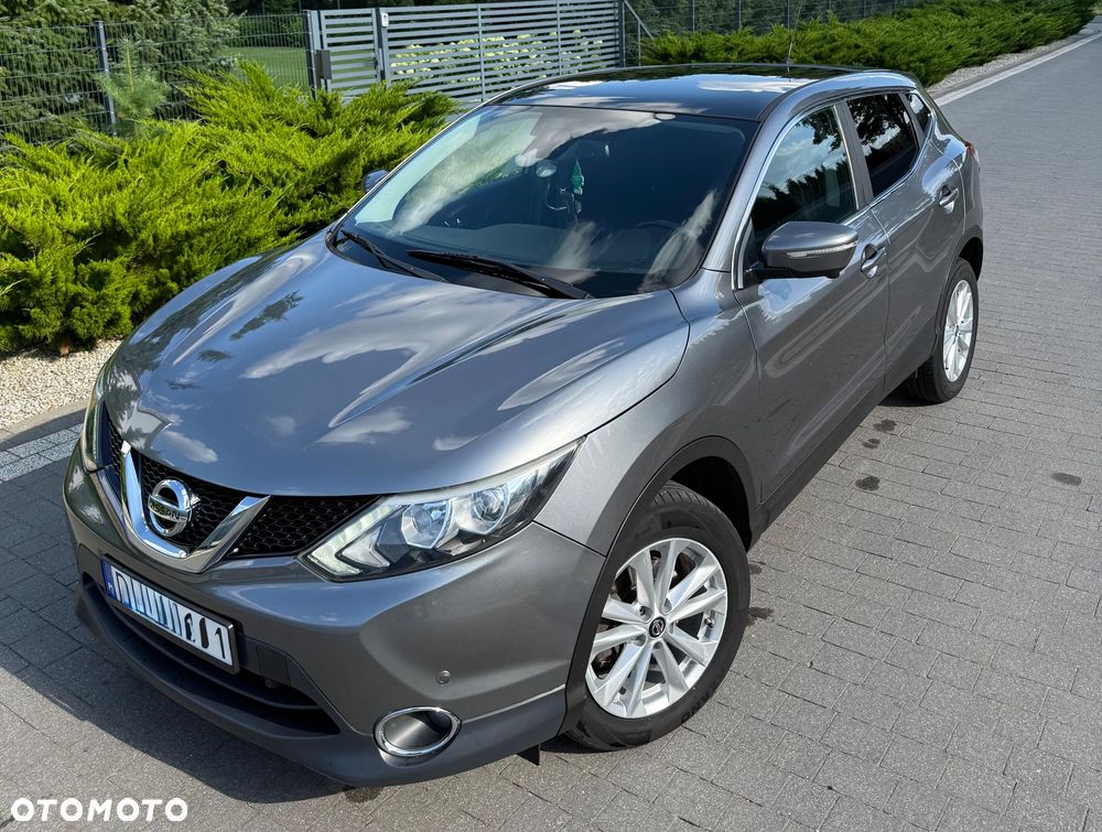 Nissan Qashqai 1.6 dCi 4 x 4 DPF tekna - 1
