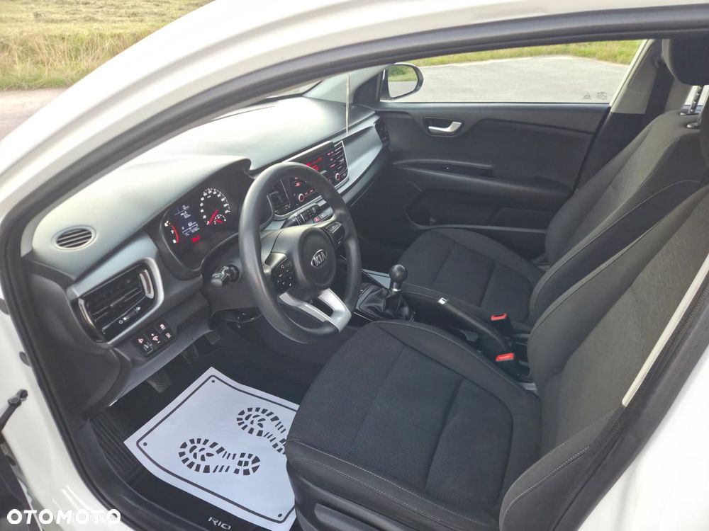 Kia Rio 1.2 Edition 7 - 13