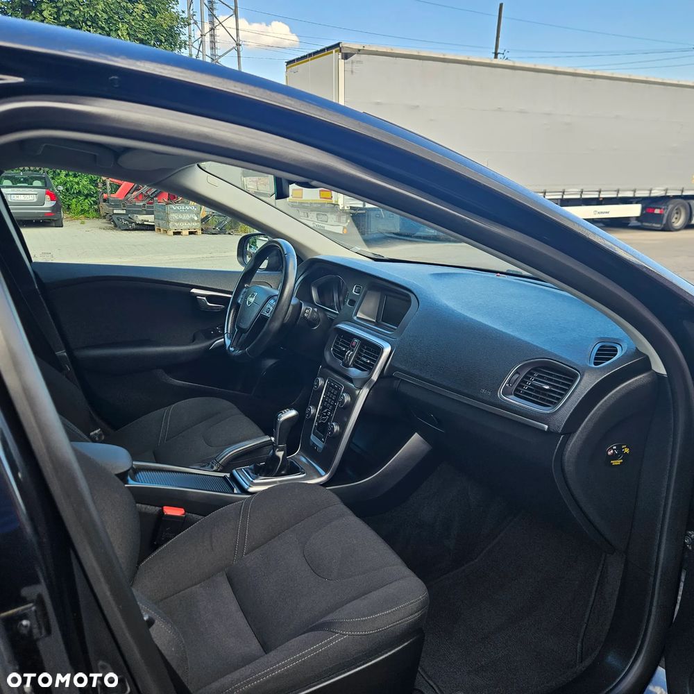 Volvo V40 T2 - 15