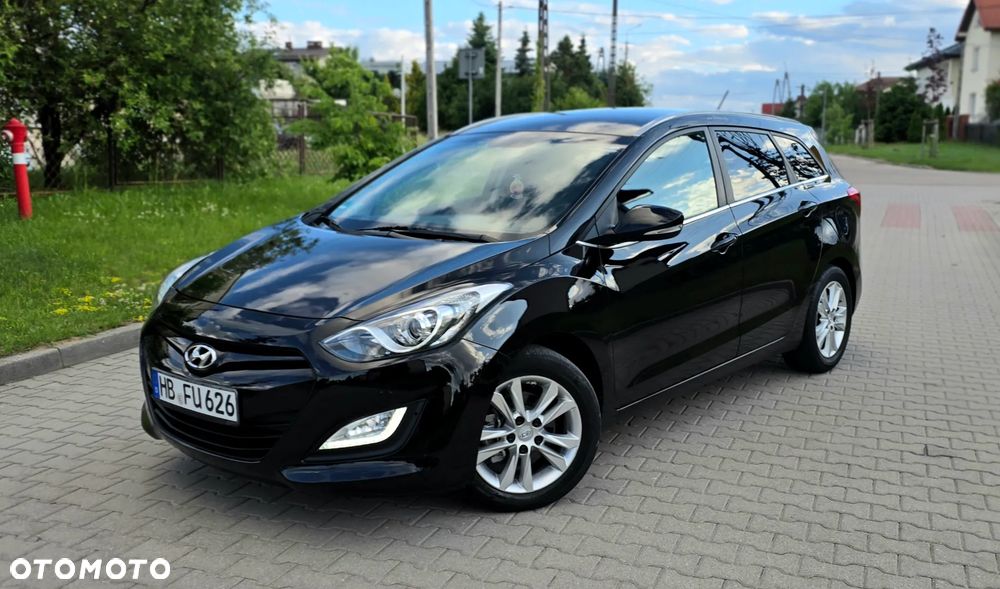 Hyundai i30 i30cw 1.4 Fifa World Cup Edition - 2