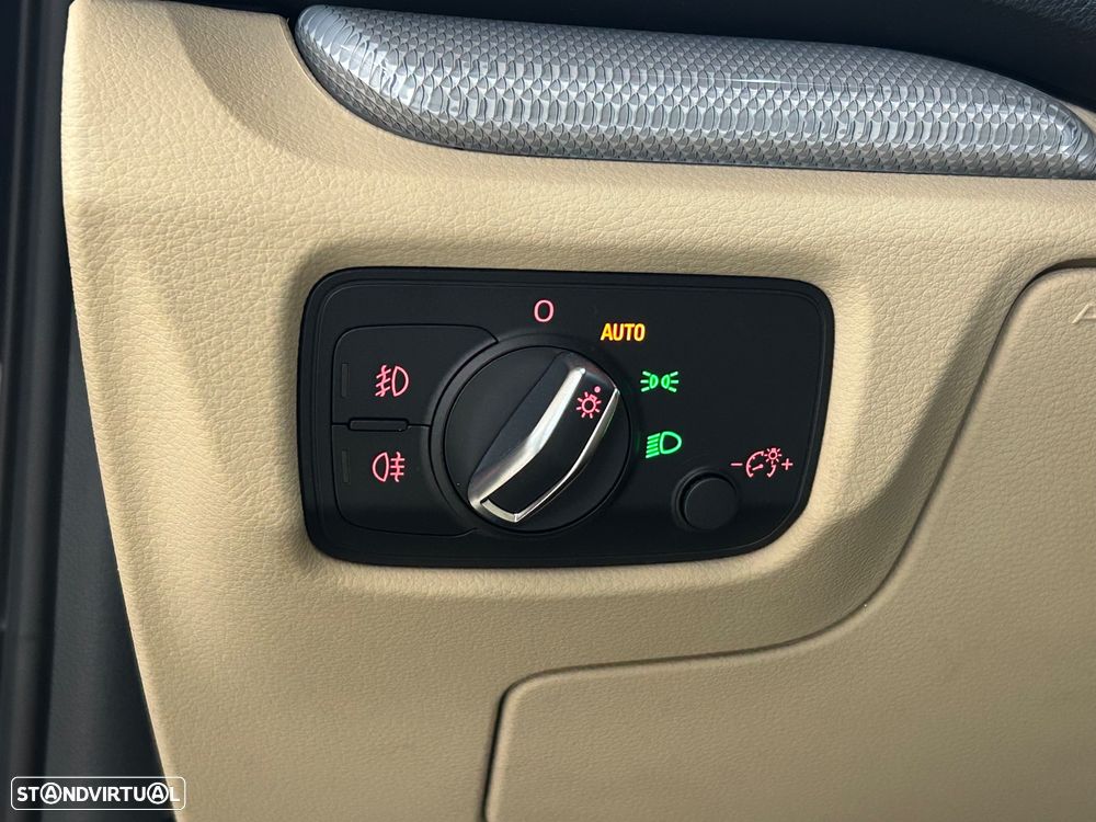 Audi A3 Sportback 1.4 TFSI cylinder on demand ultra S t Ambiente - 19