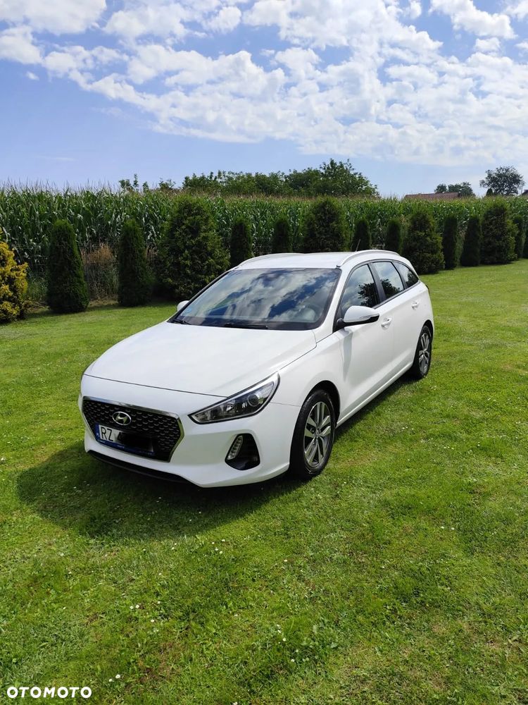Hyundai i30 1.6 CRDi Comfort - 1
