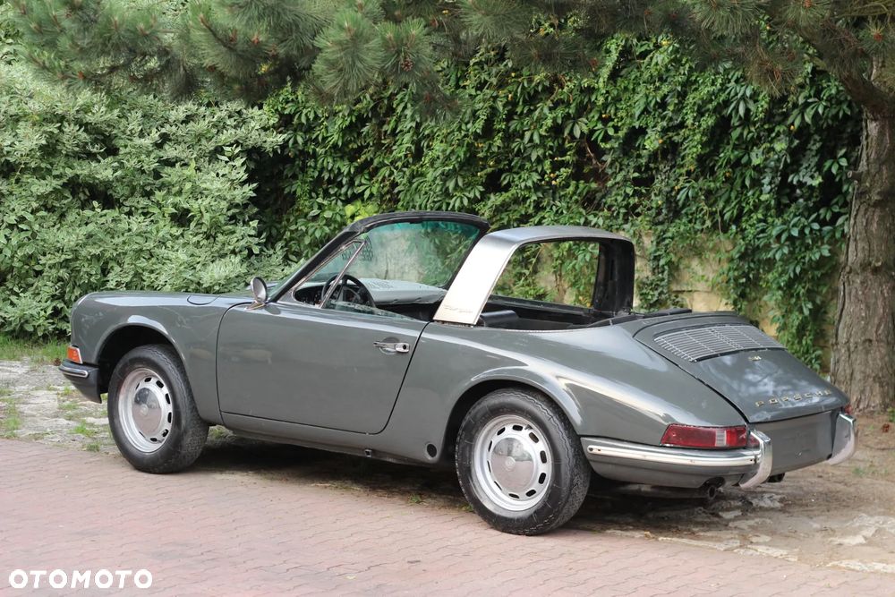 Porsche 911 - 17