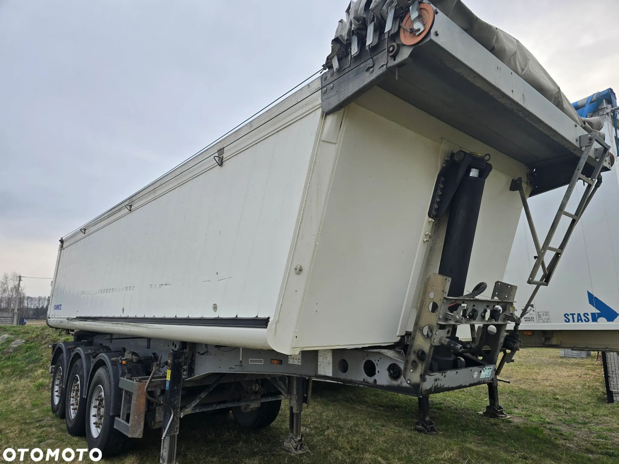 Schmitz Cargobull S 334 - 1