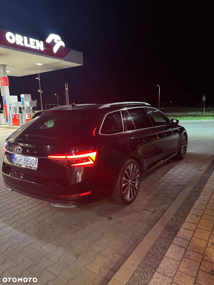 Skoda Superb 2.0 TDI L&K DSG - 21