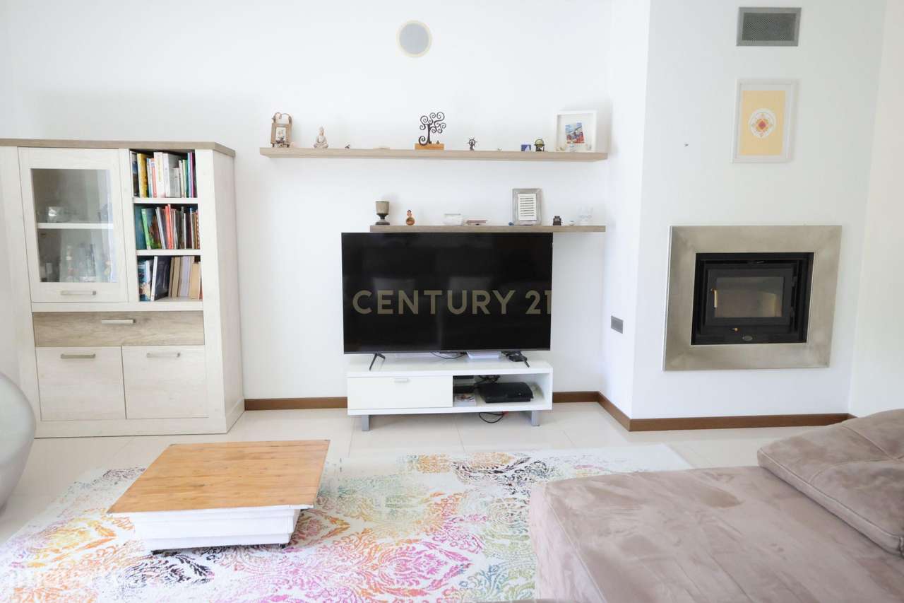 Apartamento Duplex T4 de Prestígio com Vista Rio | Alcochete - Grande imagem: 3/34
