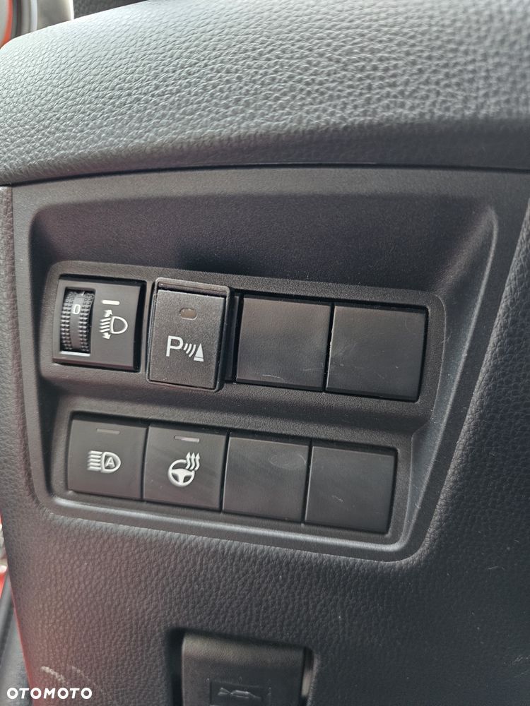 Toyota Yaris Hybrid 1.5 Premiere Edition - 22