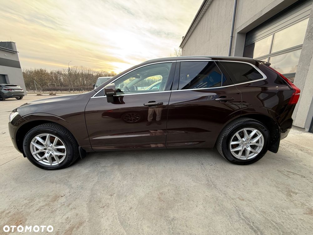 Volvo XC 60 D4 Momentum - 3
