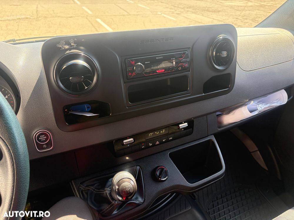 Mercedes-Benz Sprinter 317 CDI 170CP L2H1 RWD 6MT - 11