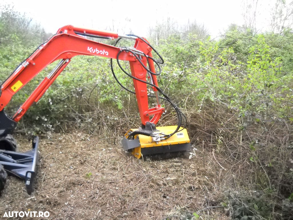 Tocator hidraulic pentru resturi vegetale FEMAC model T3 70 - 3
