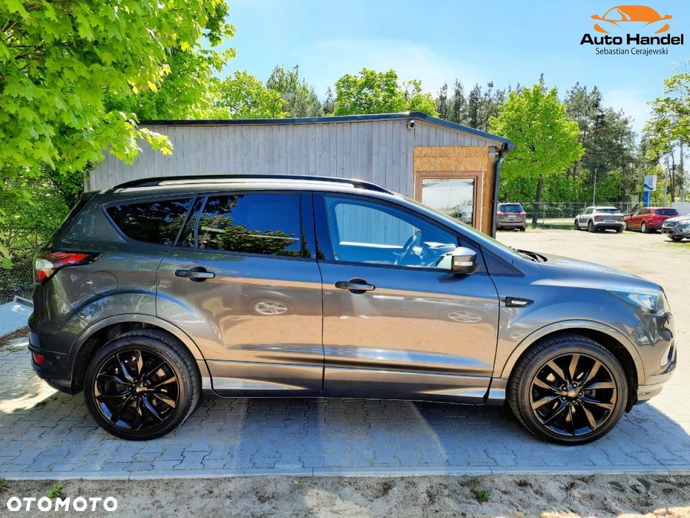 Ford Kuga 1.5 EcoBoost 2x4 ST-Line - 10