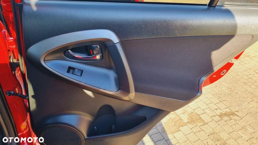 Toyota RAV4 2.0 4x4 Life - 24