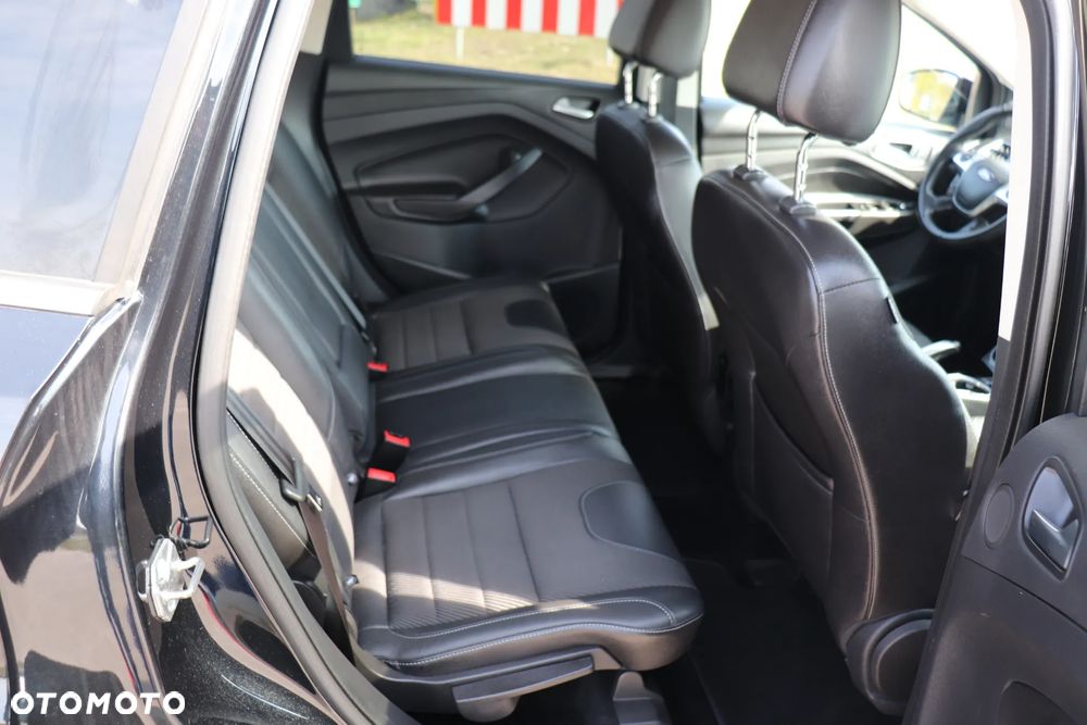 Ford Kuga 2.0 TDCi 4x4 Titanium - 20