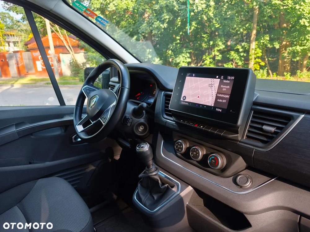 Renault Trafic Grand 2.0 dCi - 4
