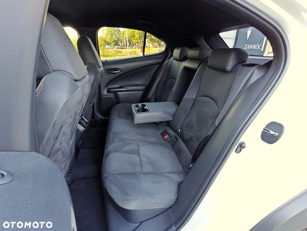 Lexus UX 250h GPF Elegance 2WD - 12