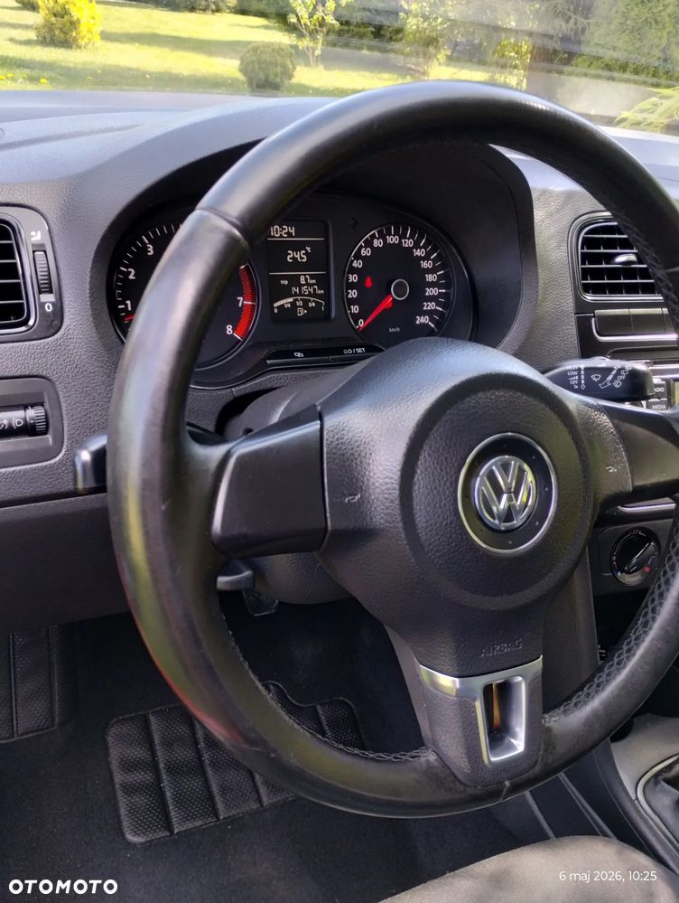Volkswagen Polo 1.4 16V Trendline - 28