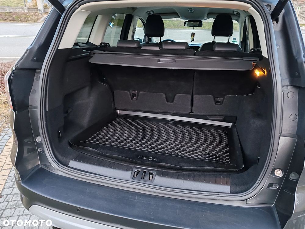 Ford Kuga 2.0 TDCi AWD Titanium - 26