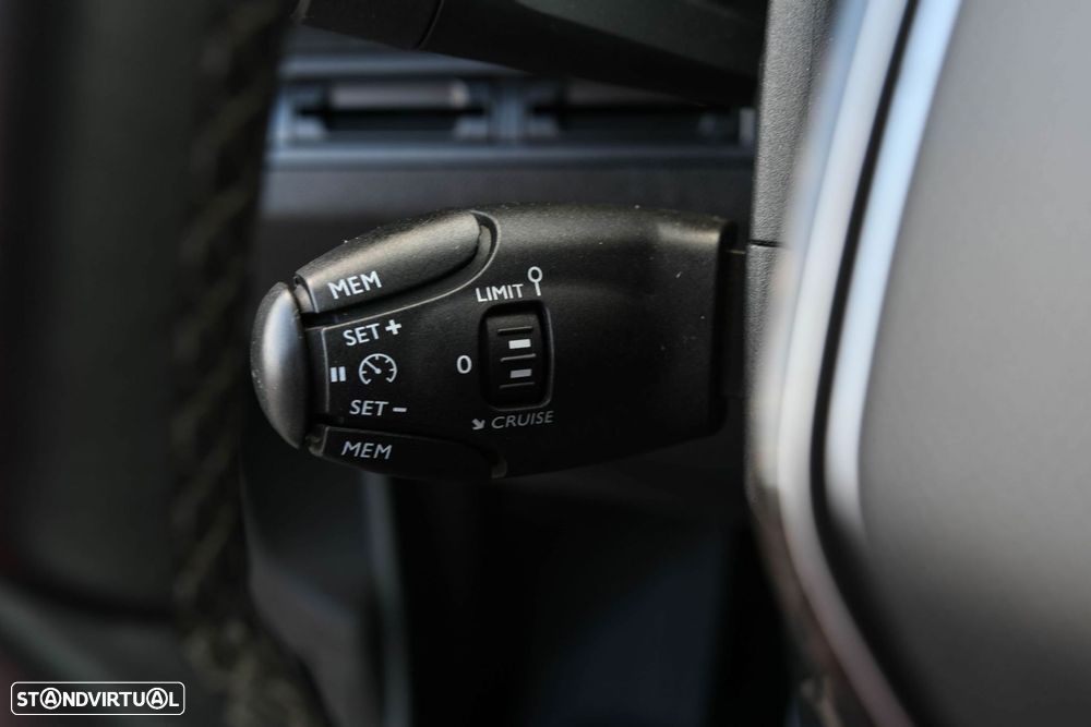 Peugeot 3008 1.5 BlueHDi Active - 27
