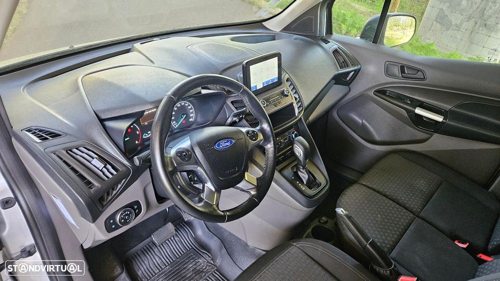 Ford Transit Connect Automática 3Lugares - 11