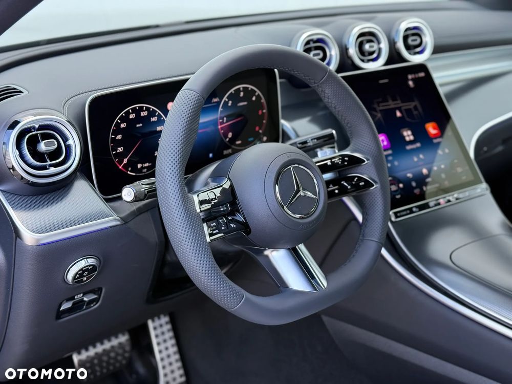 Mercedes-Benz GLC - 21