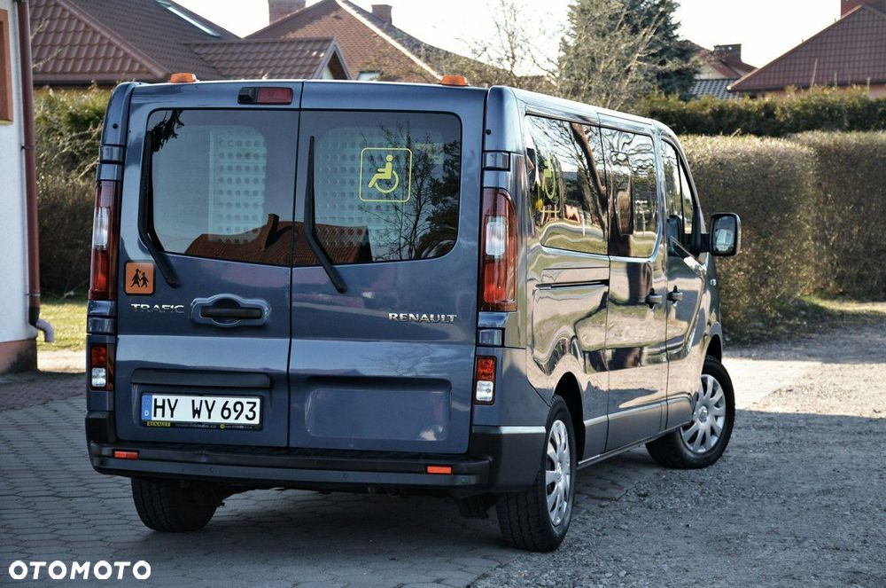 Renault Trafic - 10
