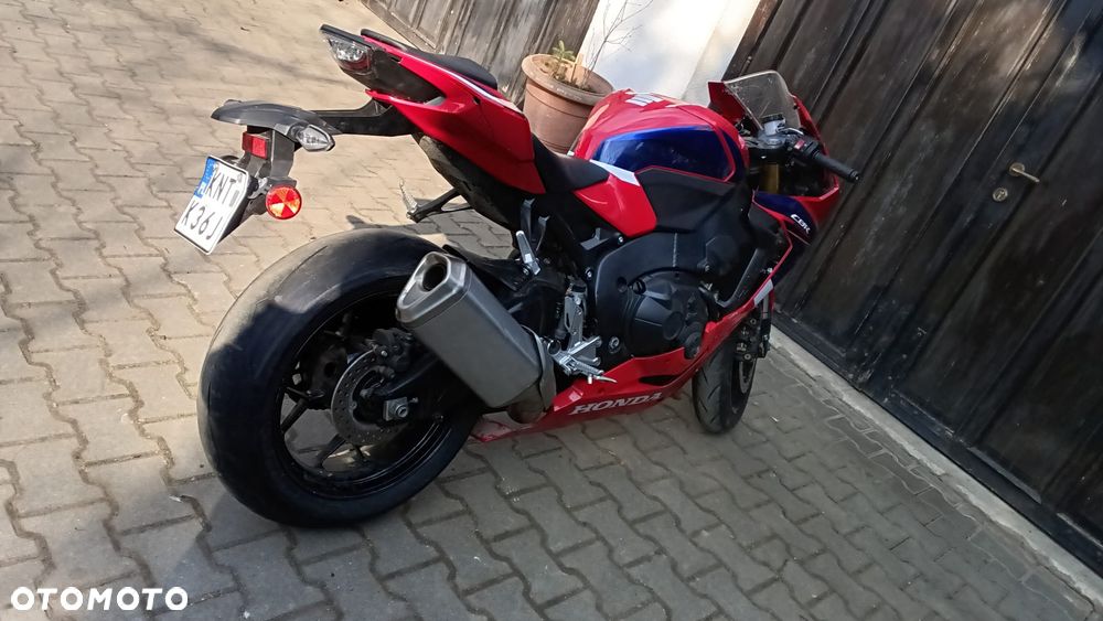 Honda CBR - 3