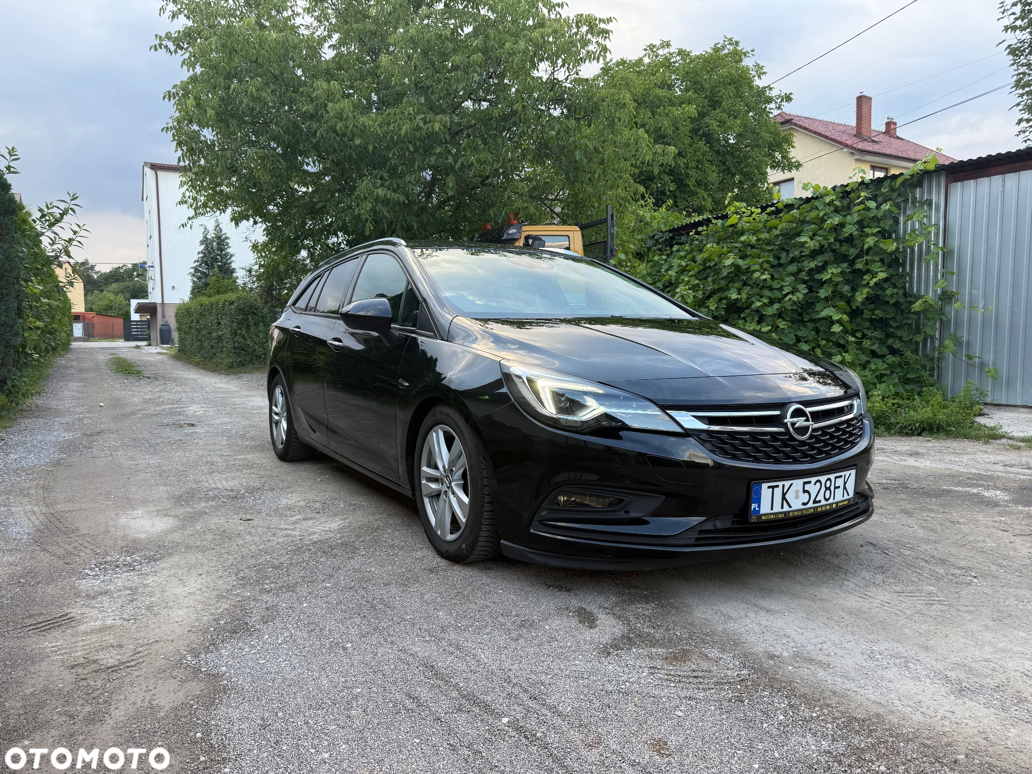 Opel Astra 1.6 D (CDTI) Start/Stop Sports Tourer Dynamic - 2