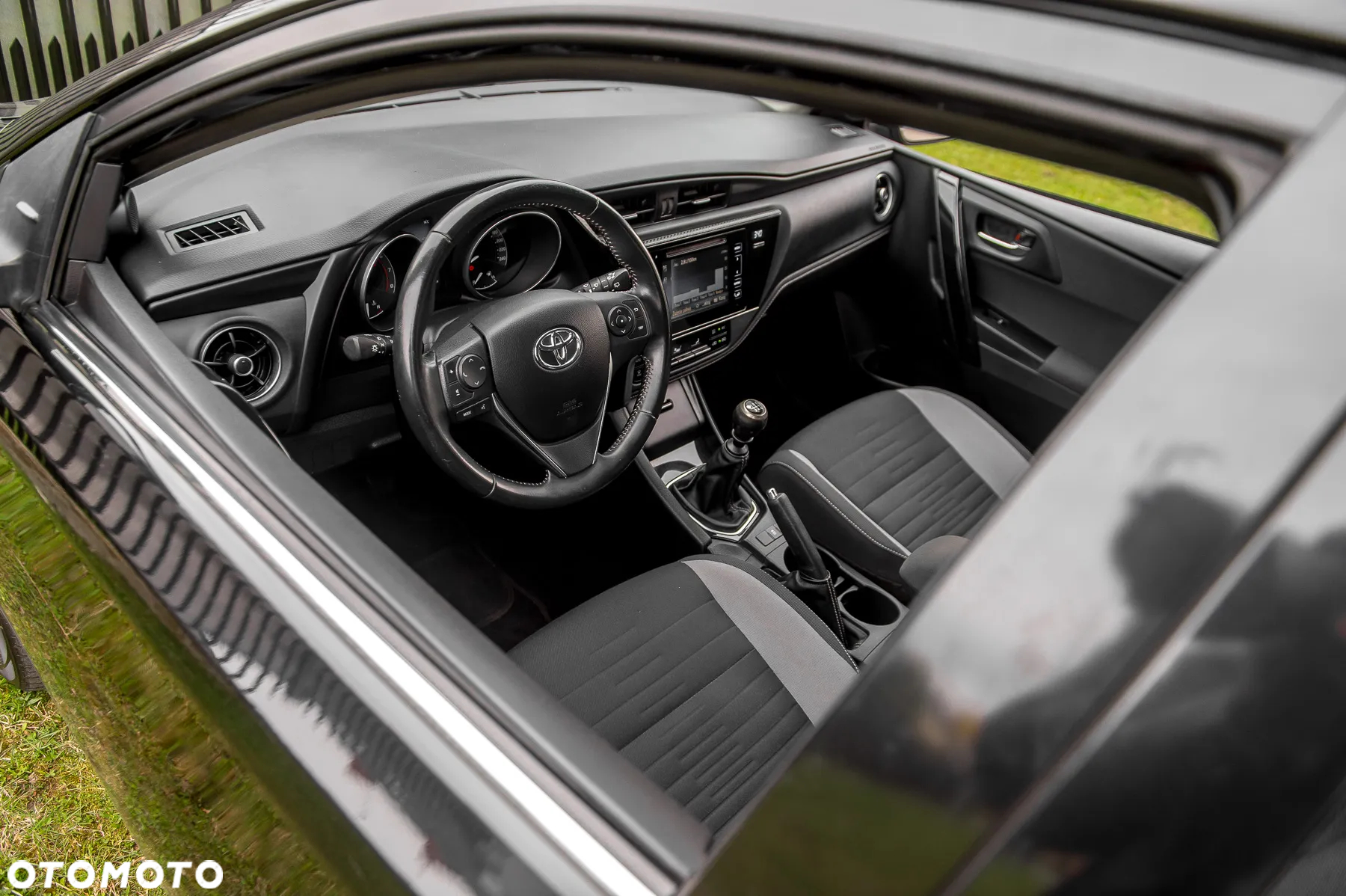 Toyota Auris 1.2 T GPF Premium - 3