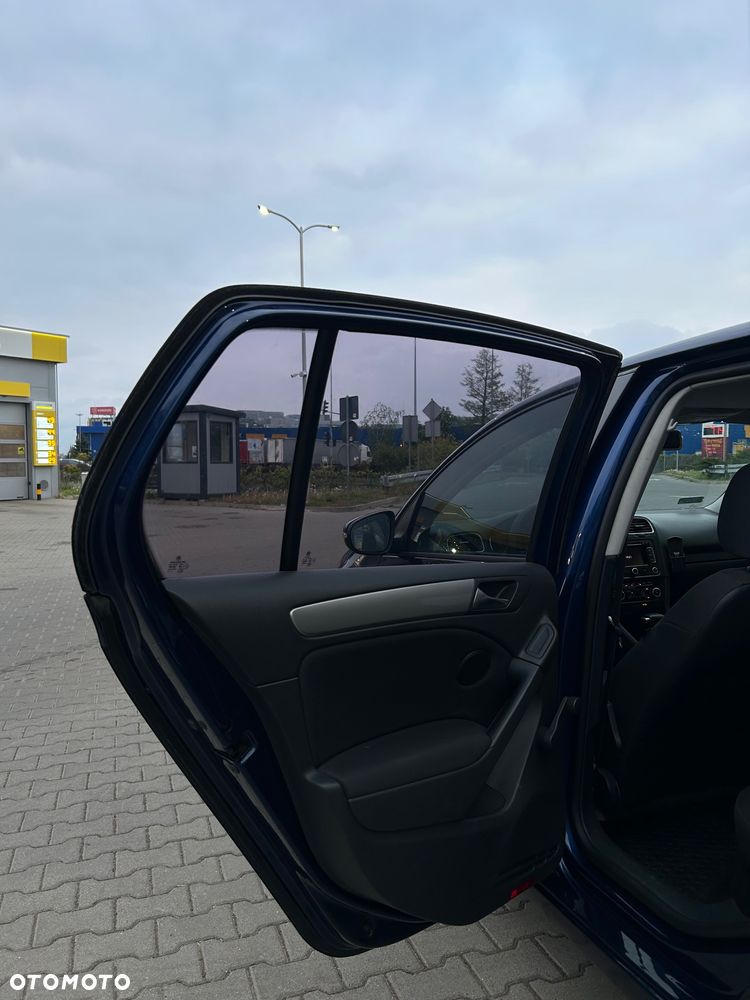 Volkswagen Golf 1.6 TDI Highline DSG - 16