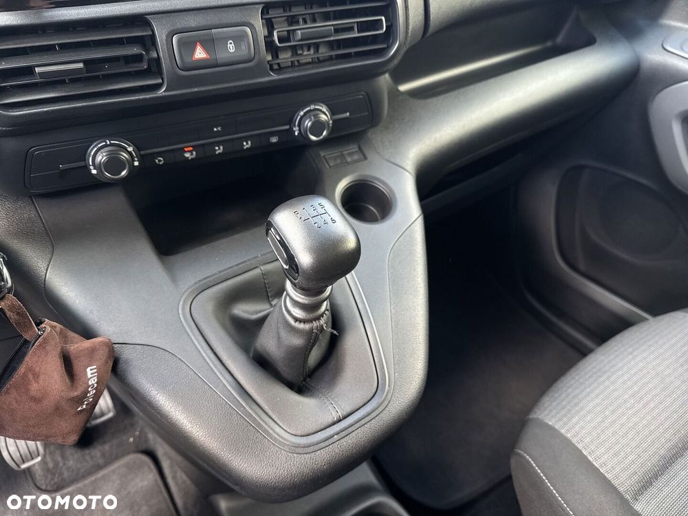 Toyota Proace City Verso 1.5 D-4D Business - 19