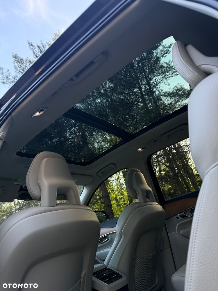 Volvo XC 90 T6 AWD Momentum - 24